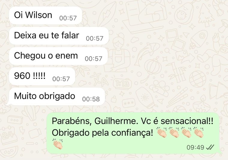 Mensagem de WhatsApp do aluno Guilherme avisando que tirou 960 na redação do ENEM